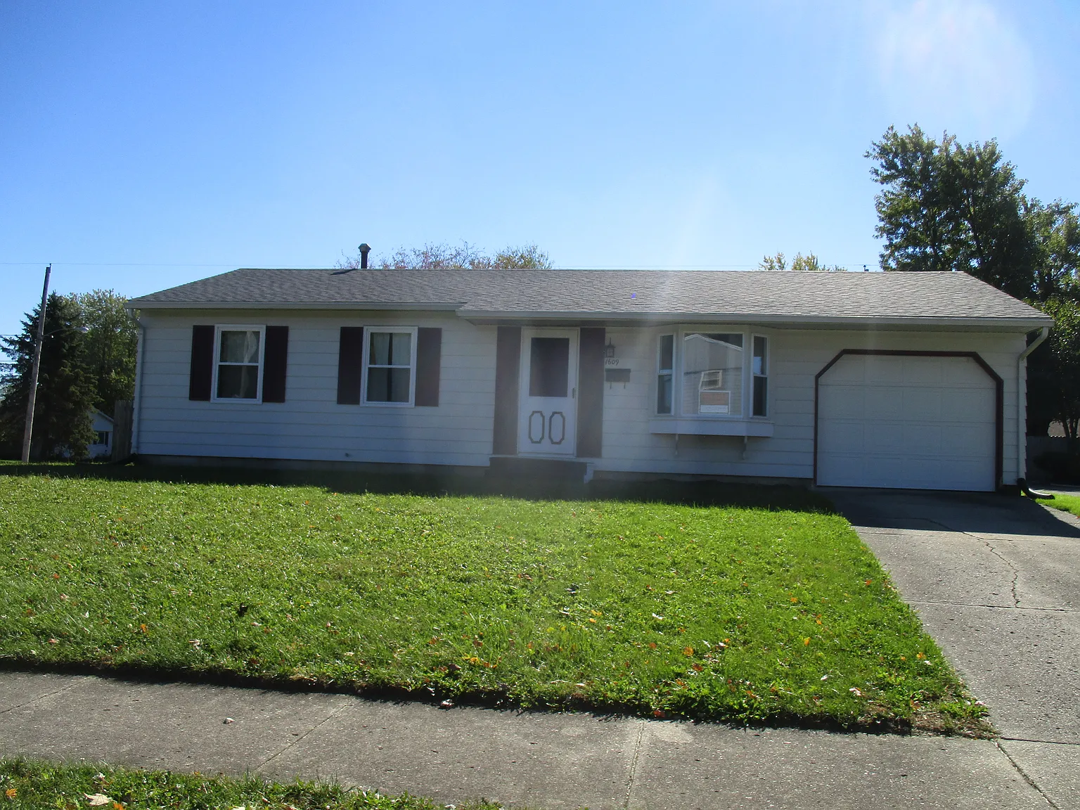 1609 Providence Ave photo 1