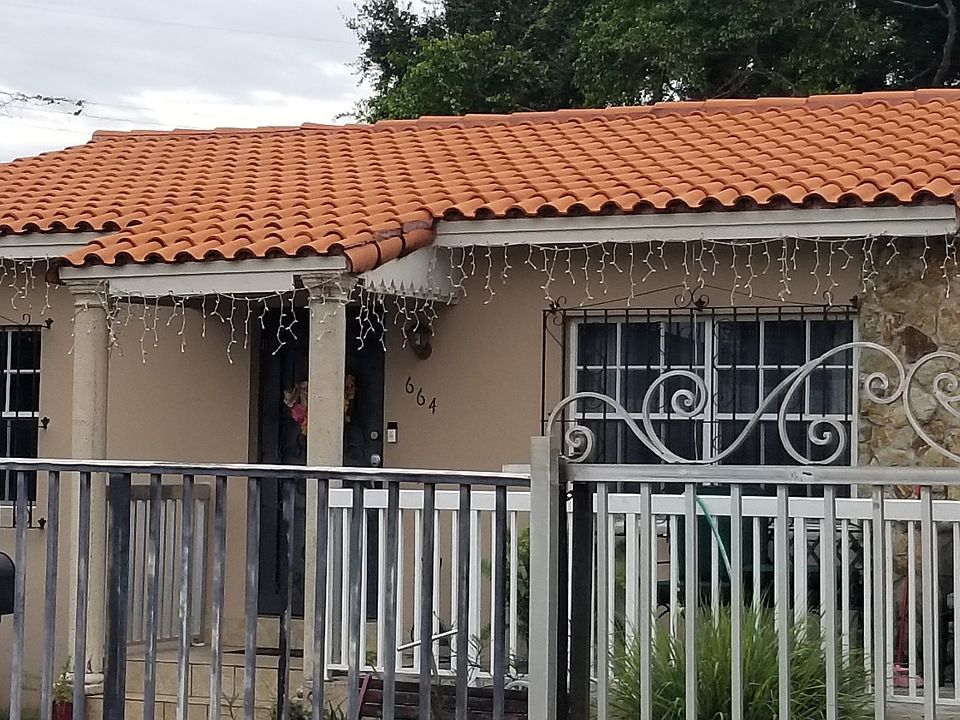 2nd image of 664 SE 8th Pl