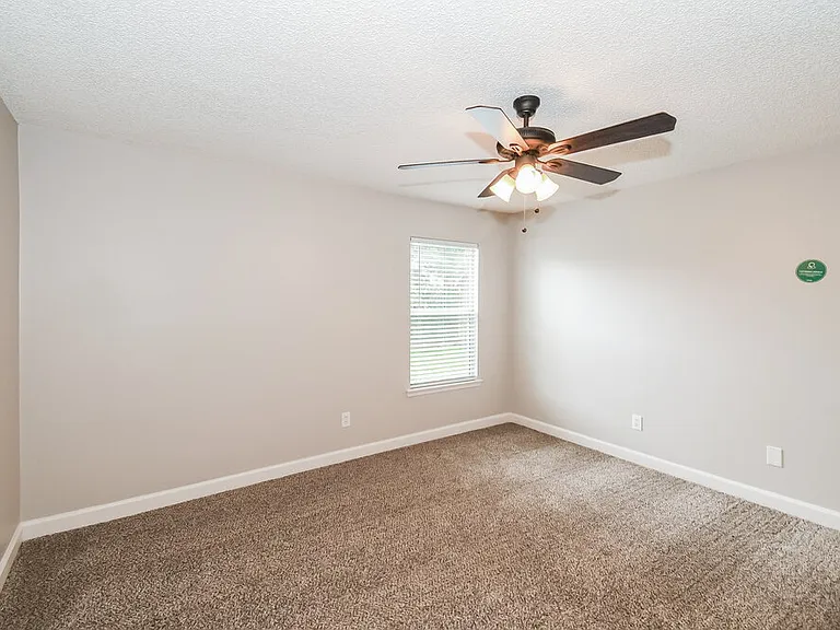 8785 Chambore Dr — Photo 9