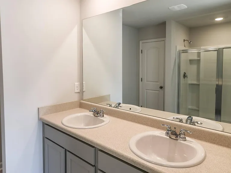 4347 Newland St — Photo 28