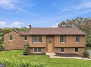 872 Pennsy Rd, Willow Street, PA 17584