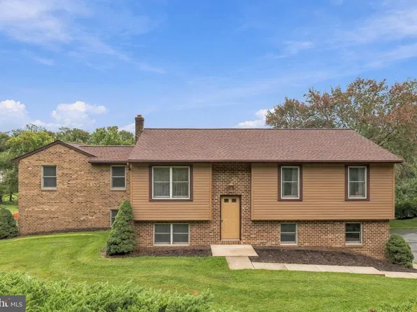 872 Pennsy Rd, Willow Street, PA 17584