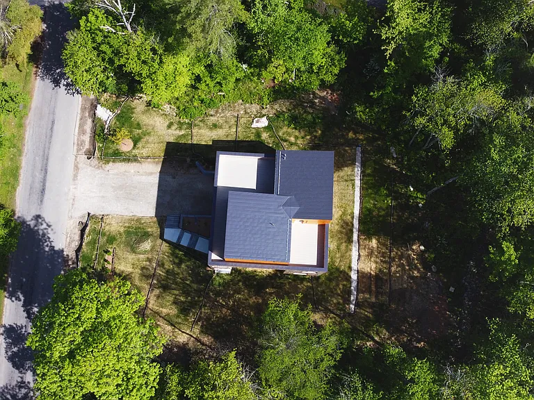 205 E Hyerdale Dr — Photo 42