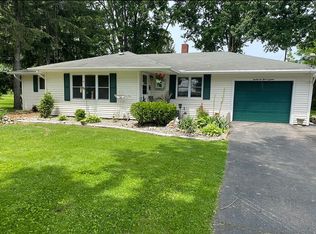 22316 Gratiot Rd, Merrill, MI 48637