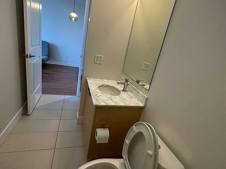 23 Sheppard Ave E #2507 — Photo 11