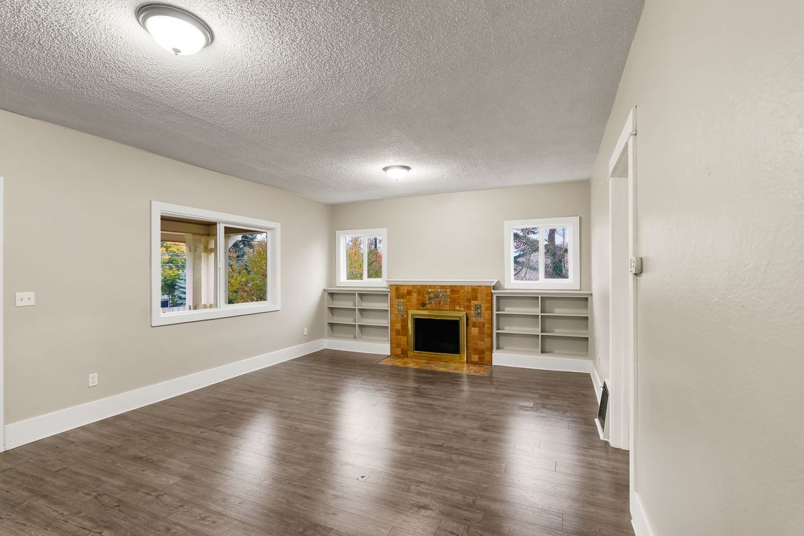 next background image