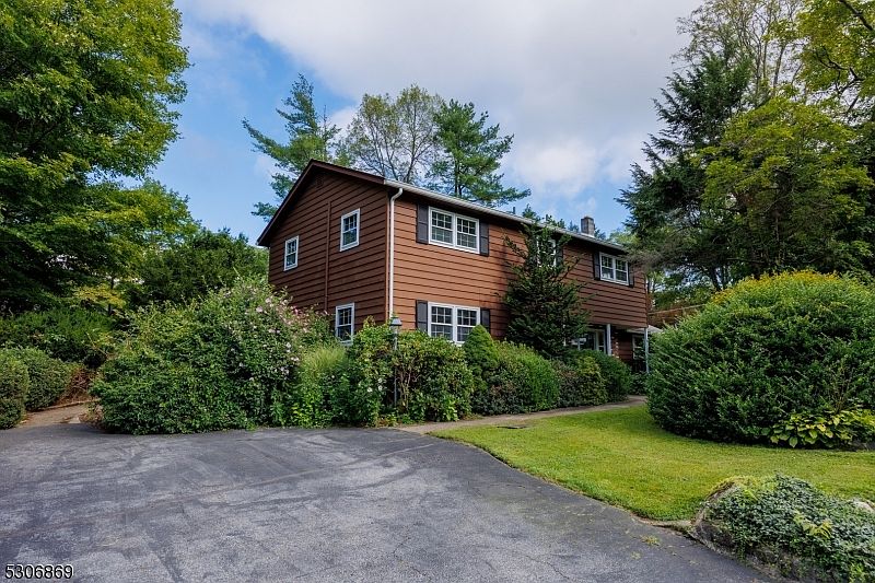 17 Wallkill Dr, Sussex, NJ 07461 Zillow