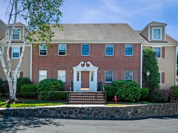 55 Weatherly Dr #55, Salem, MA 01970