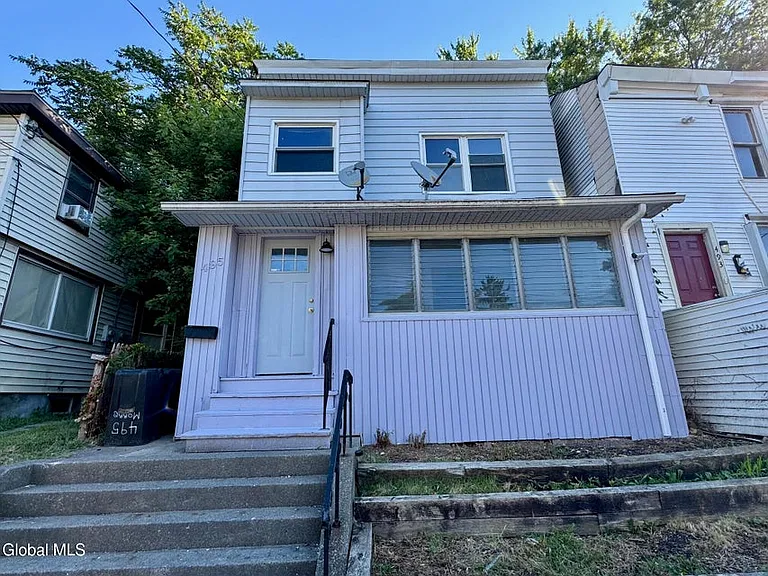 495 Morris St — Photo 5