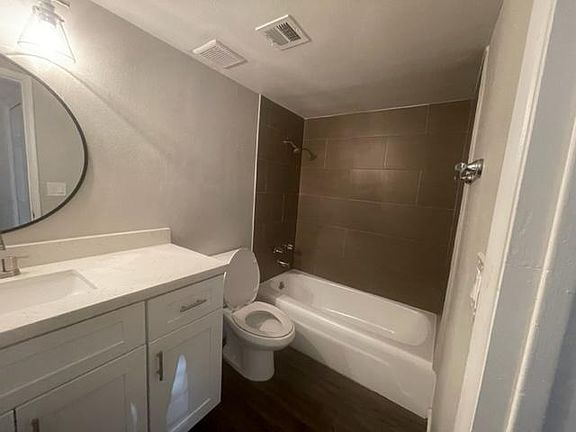 5th image of 409 N Williams #4