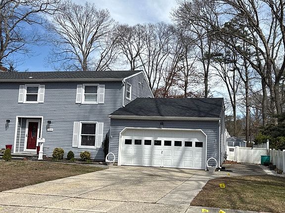 3rd image of 706 Chelsea Rd