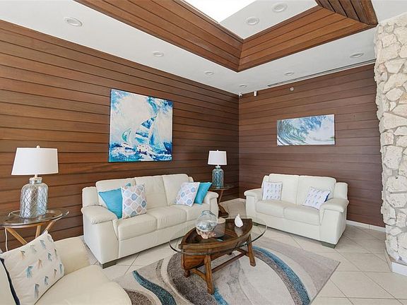 5th image of 9425 Blind Pass Rd APT 903