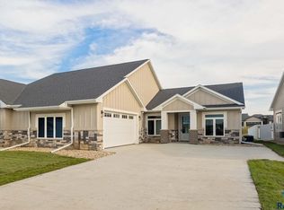 1819 S Daylight Dr, Sioux Falls, SD 57110