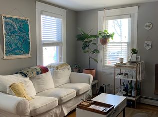 128 Carpenter St #1, Providence, RI 02903