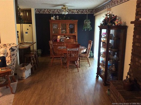 3rd image of 104 Wendy Ln