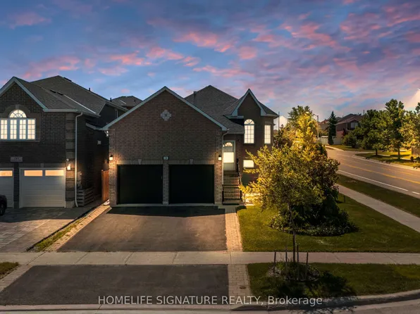 239 Country Ln, Barrie, ON L4N 0W2