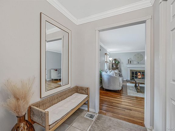 2nd image of 126 Wauwepex Trail