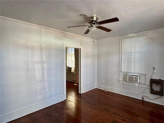3rd image of 2814 Danneel St
