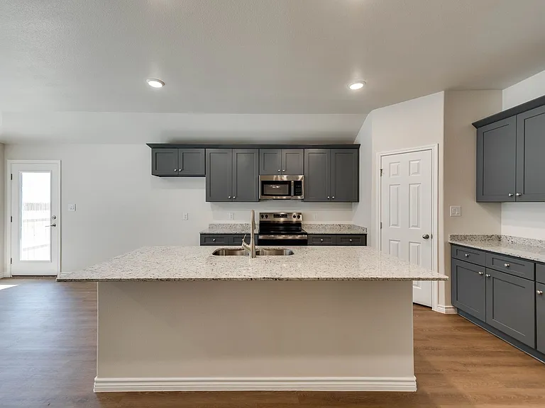 1325 Hogback Way — Photo 6