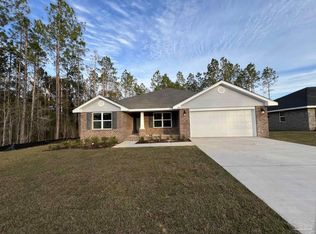 1824 Sunset Maple Rd #19B, Cantonment, FL 32533