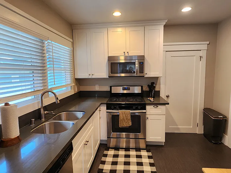 565 Nebraska Ave — Photo 17