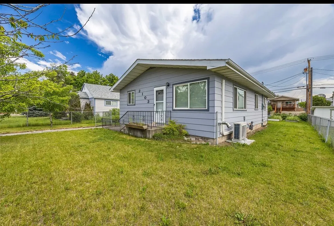 4 bed, 1920 sqft, $900 — Photo 2