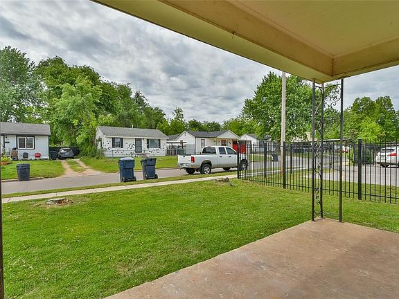 2nd image of 3725 SW 25th St