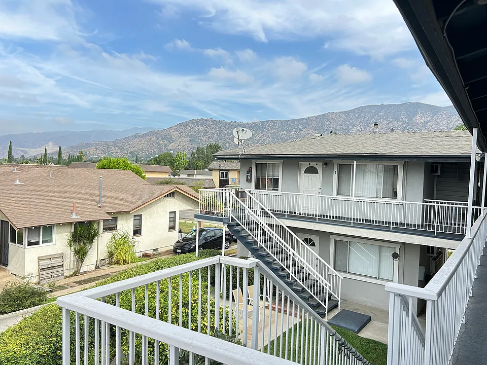 310 W Mountain View Ave #E