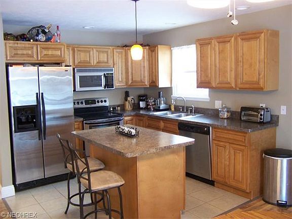 4th image of 2026 S Park Ln