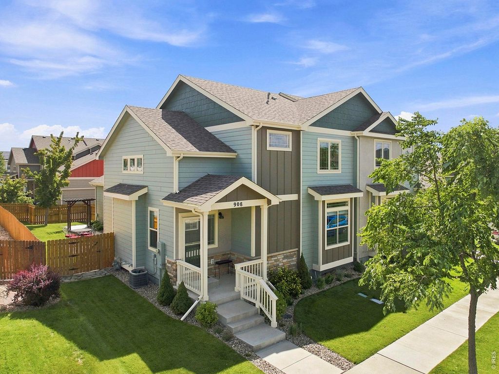 908 Ridge Runner Dr