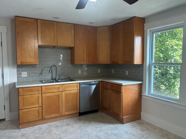46 Channing St #2, Worcester, MA 01605