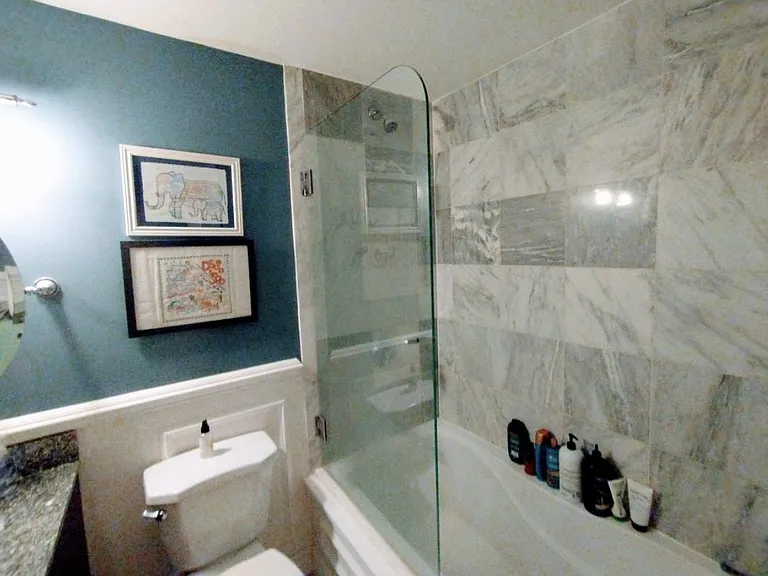518 E Broadway #3 — Photo 12