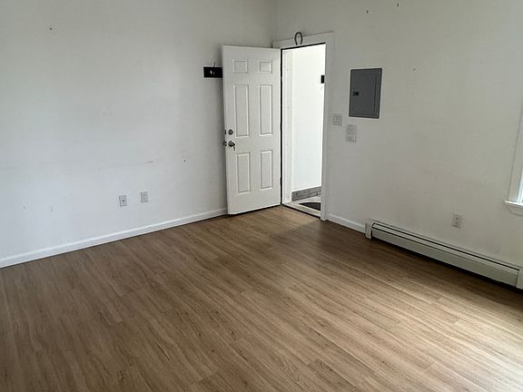 2nd image of 145 Cedar Ave #2A
