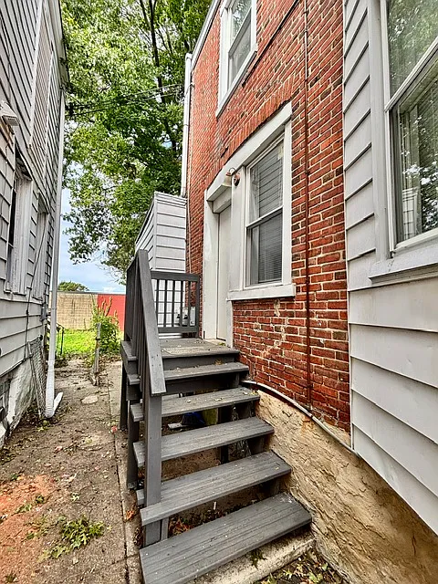 1 bed, $1,100 — Photo 3