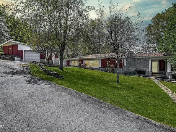 2638 Anderson St, Bristol, TN 37620