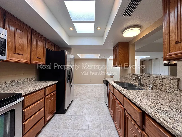 7513 N Via Camello Del Sur — Photo 31