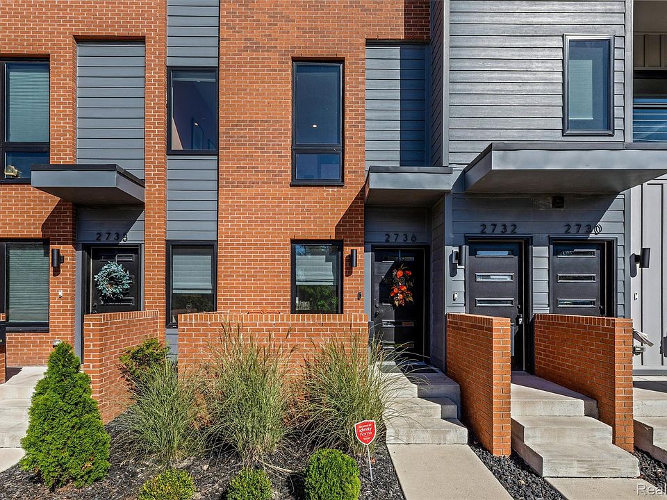 1st image of 2736 Harrison St