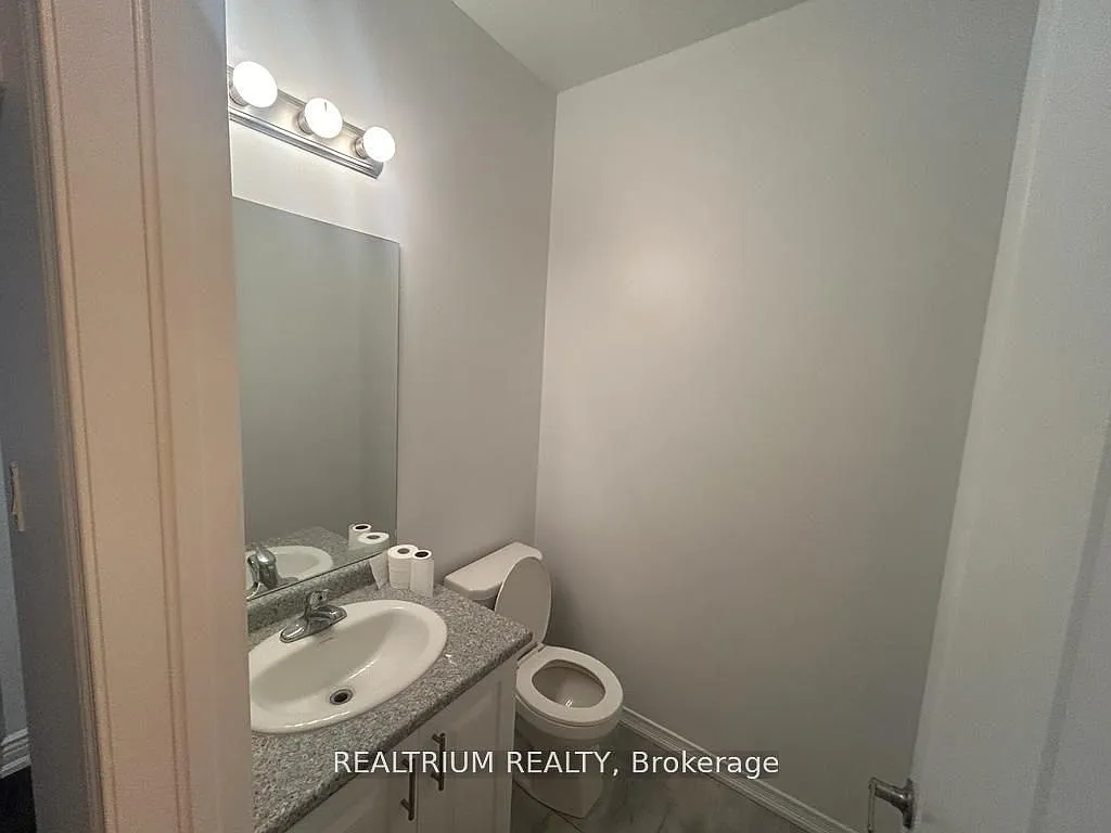 4 bed, $3,000 — Photo 3