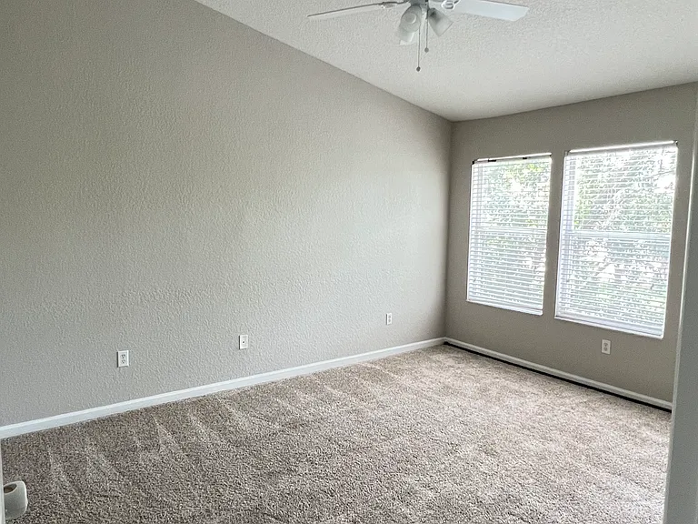 5009 Hawkstone Dr — Photo 25