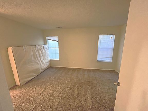 4th image of 4102 Loston Ct APT 202
