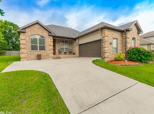 22 Emma Dr, Alexander, AR 72002