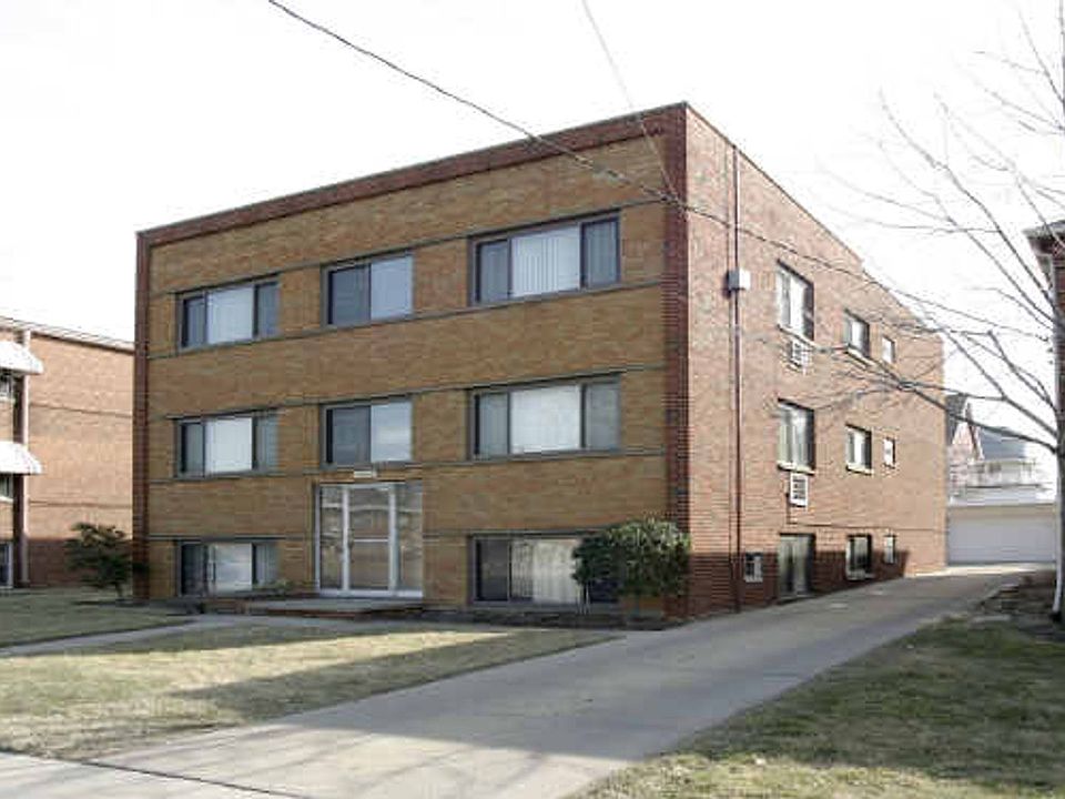1st image of 17840 Lake Shore Blvd APT 2
