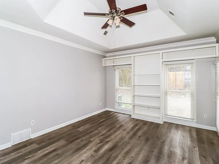 1153 Hunters Green Cir S — Photo 14