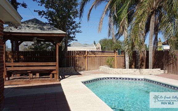 5th image of 1507 Pinion Dr