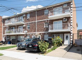 9487 218th St, Queens Village, NY 11428