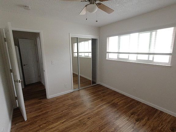 2nd image of 3074 Pearl Ave #2