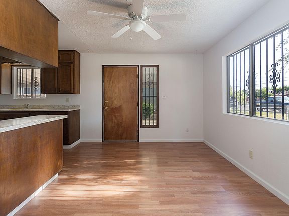 2nd image of 1606 N Encina St