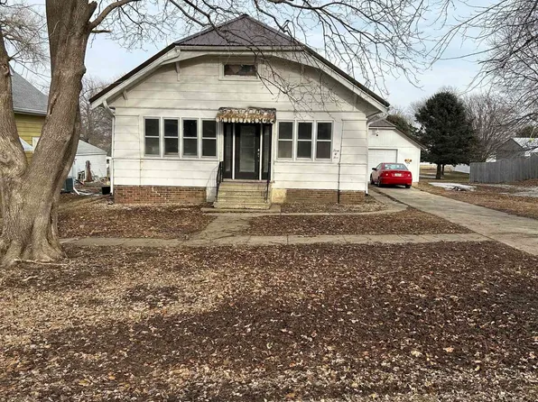 305 Ferry Ave, Cushing, IA 51018