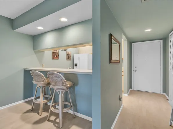 29 Plantation Dr APT 202, Vero Beach, FL 32966