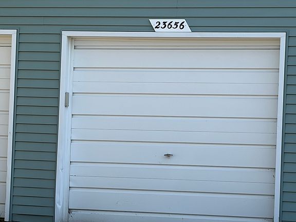 2nd image of 23656 N Rockledge